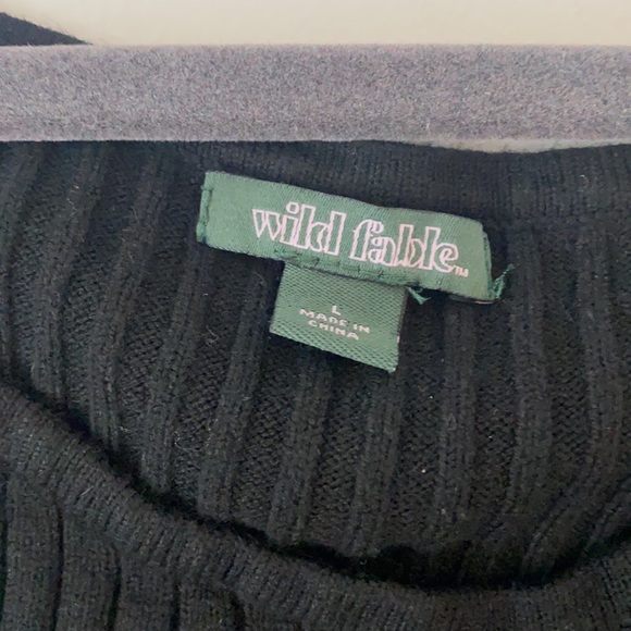 Black long sleeve crop top - Picture 2 of 4